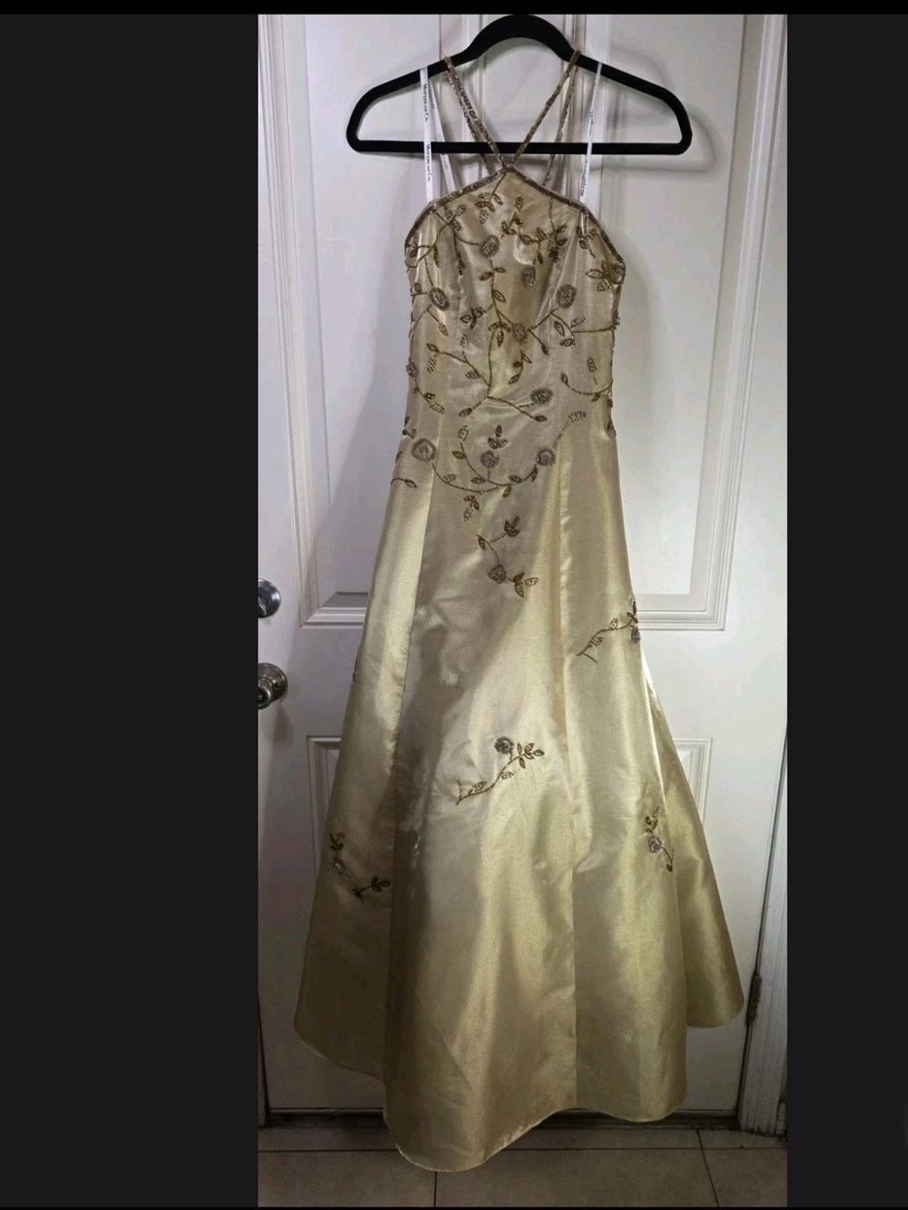 Morgan & Co Gold Beaded Floral Formal Gown Prom Dress Lace Up Back Size 3/4